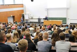 Hochschule Niederrhein startet mit 2930 Studienanfängern ins neue Semester